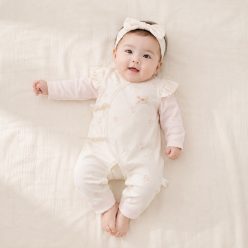 Newborn Baby Girl Cotton Romper with Lace Trim – Long Sleeve Spring Fall Outfit