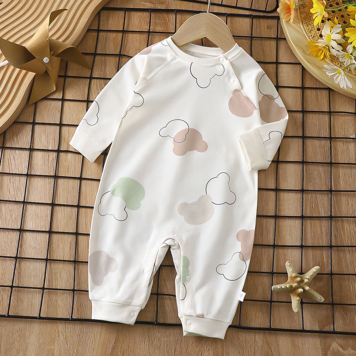 Newborn Cotton Jacquard Romper – Long Sleeve Seamless Spring Fall Bodysuit