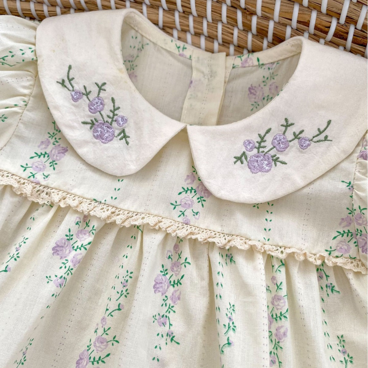 Baby Girl Purple Floral Bodysuit with Embroidered Doll Collar – Short Sleeve Summer Romper