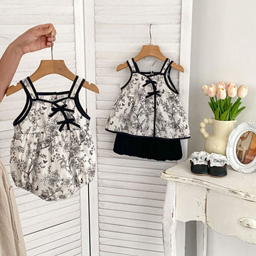 Baby Girl Sleeveless Floral Bodysuit with Frog Buttons – Lightweight Chinese Style Summer Outfit