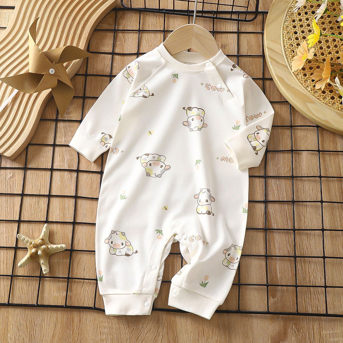 Newborn Cotton Jacquard Romper – Long Sleeve Seamless Spring Fall Bodysuit