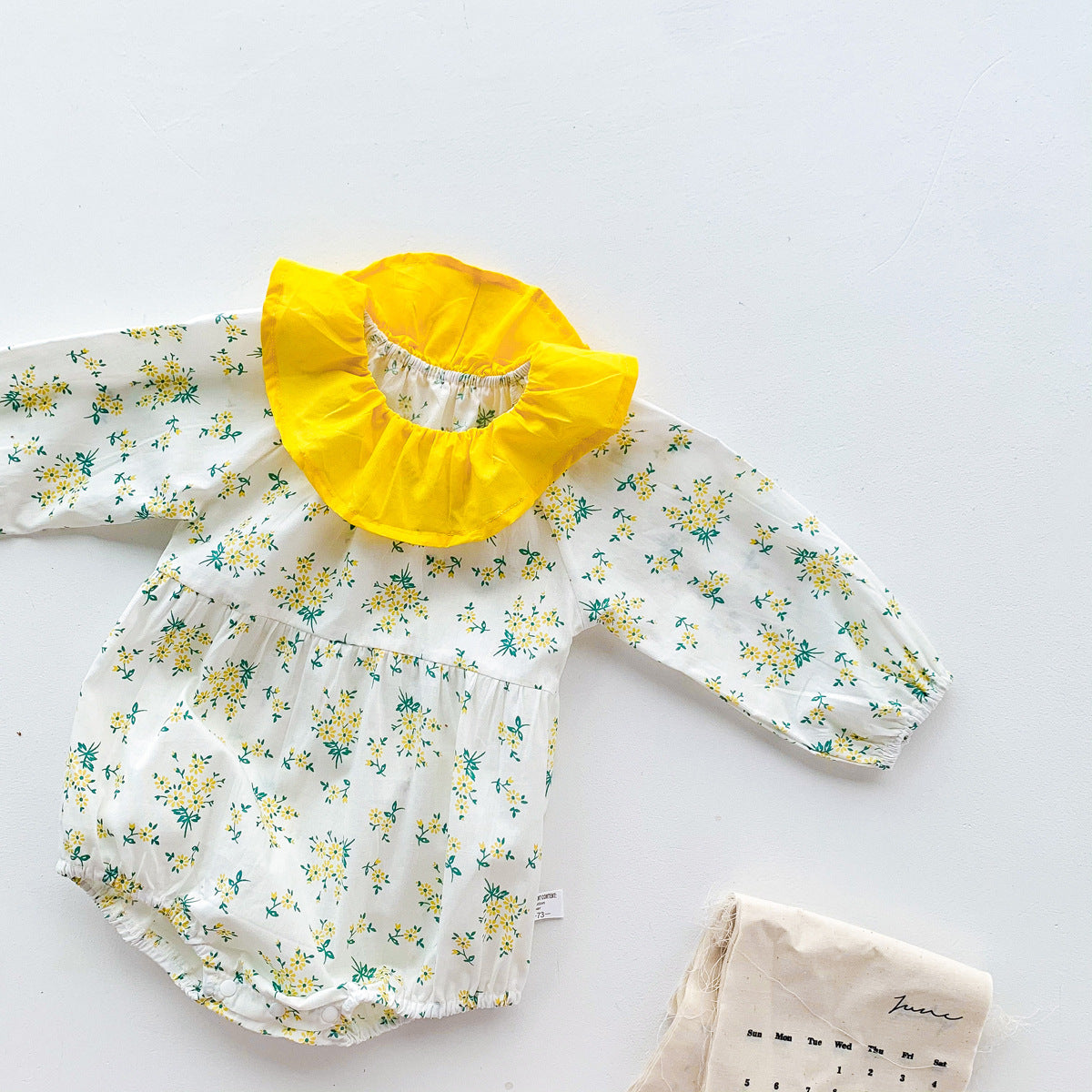Baby Girl Floral Doll Collar Bodysuit – Long Sleeve Lightweight Spring Outfit