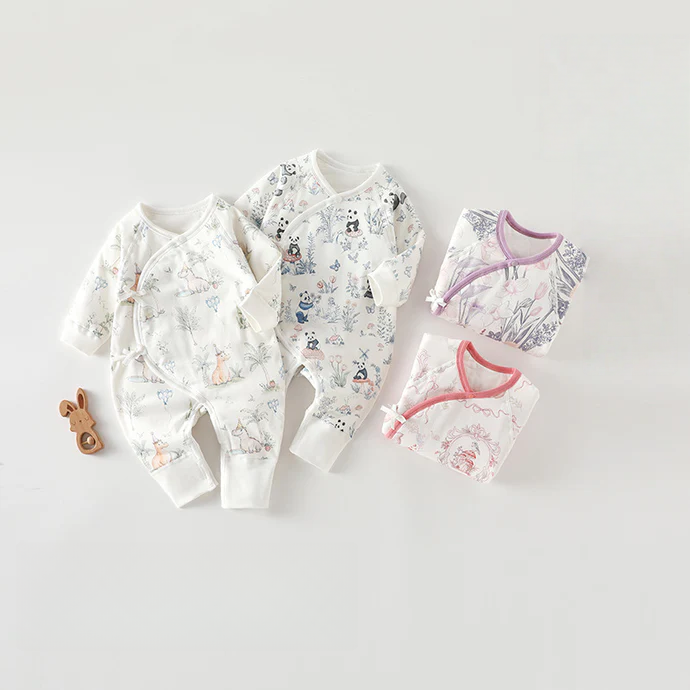 Newborn Three-Layer Cotton Thermal Romper – Seamless Winter Baby Outfit