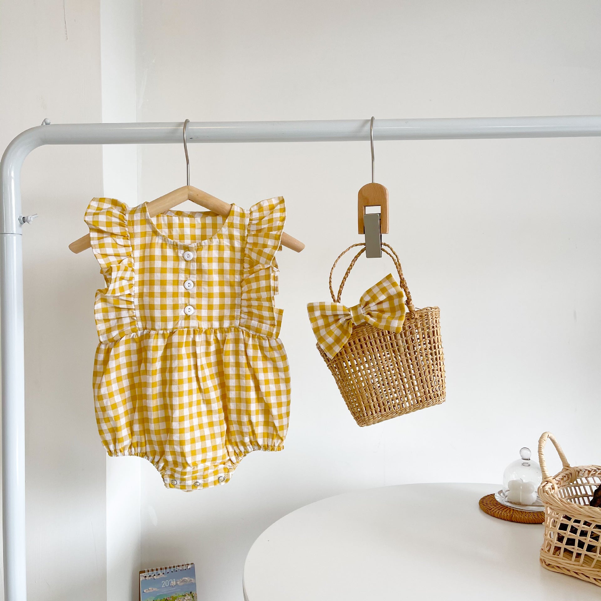 Baby Girl Sleeveless Cotton Romper – Korean-Inspired Plaid Summer Outfit